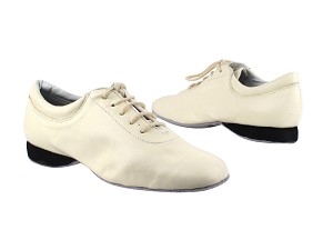 2601 Creamy White Leather with 0.5"Eva Heel in the photo 