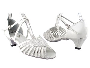 2717 270 White Glitter_White Leather with 1.3" Heel in the photo 