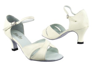 6029 Creamy White Leather with 2.5" Heel in the photo 