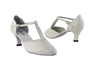 6819 15 Creamy White Leather with 2.5" Low Heel in the photo 