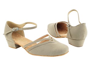 8881 134 Brown Nubuck_Wholeshoes with 1" Women Heel in the photo 