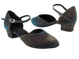 9621 95 Blue Illusion_Blue Illusion Trim with 1.5" Heel in the photo 